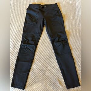 EUC Carhartt Black Fitted Pants Force Midweight leggings